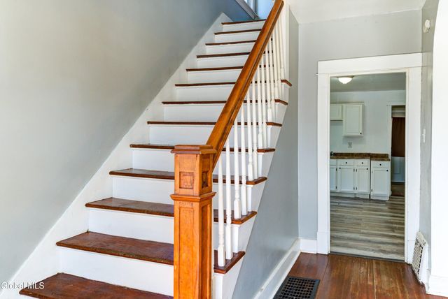 215 Elm Street, Schenectady, NY 12304