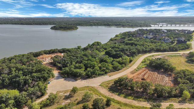 Lot 11 & 12 Oak Bluff Drive, Corinth, TX 76208