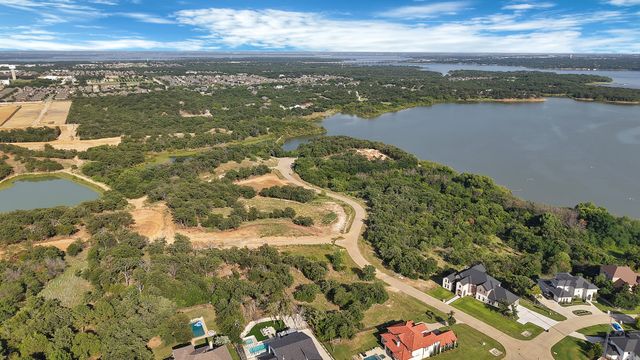 Lot 11 & 12 Oak Bluff Drive, Corinth, TX 76208
