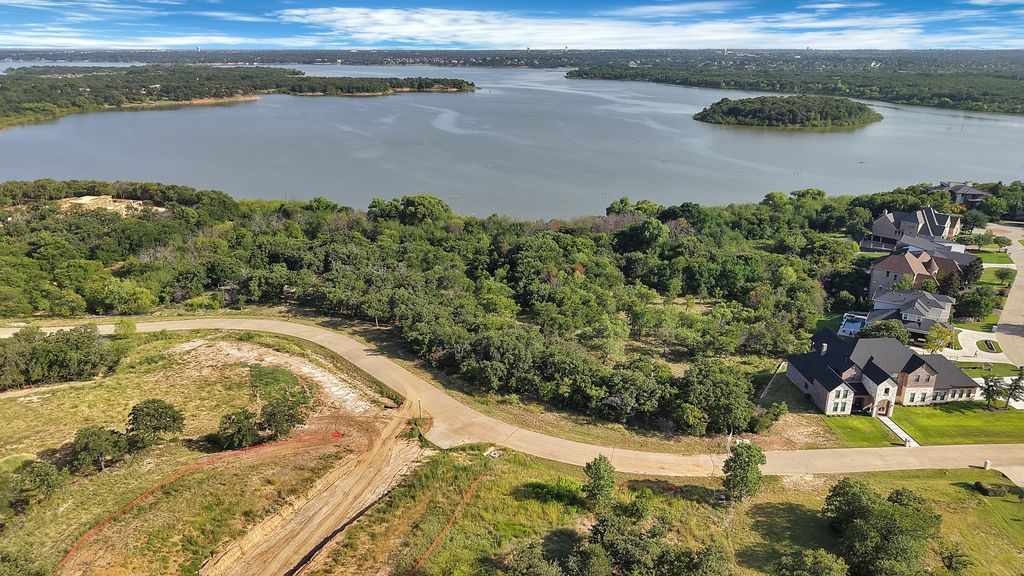 Lot 11 & 12 Oak Bluff Drive, Corinth, TX 76208
