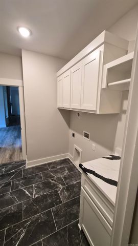 6708 N. Detonti Road, Bauxite, AR 72011