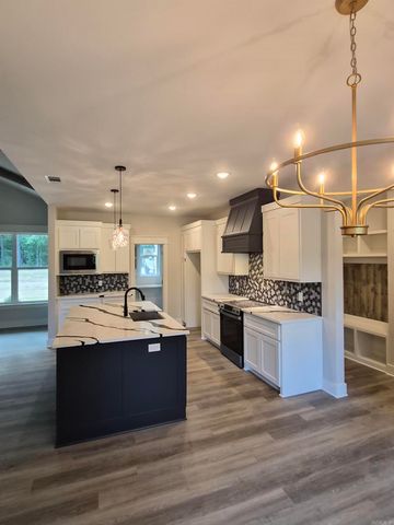 6708 N. Detonti Road, Bauxite, AR 72011