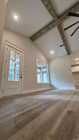 6708 N. Detonti Road, Bauxite, AR 72011