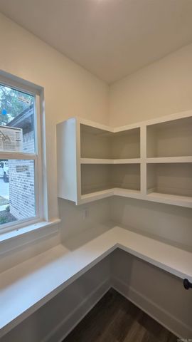 6708 N. Detonti Road, Bauxite, AR 72011