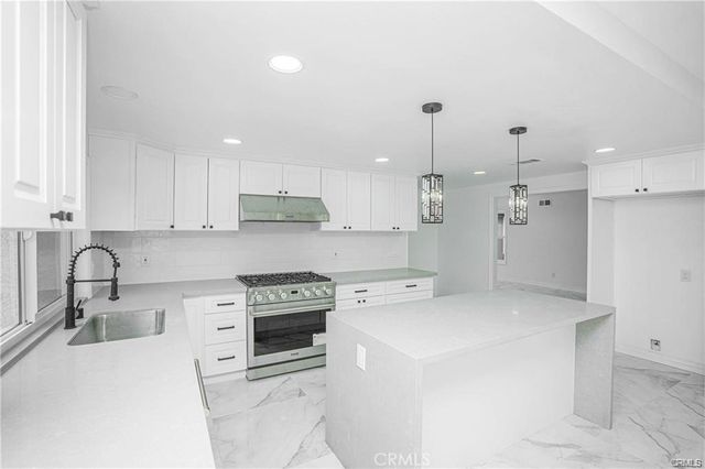 3518 N Mills Avenue, Claremont, CA 91711