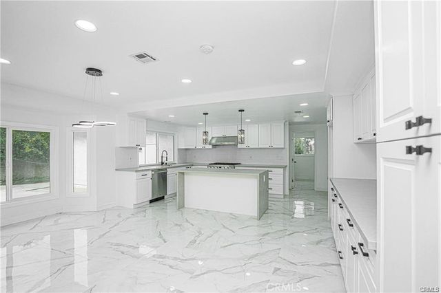 3518 N Mills Avenue, Claremont, CA 91711