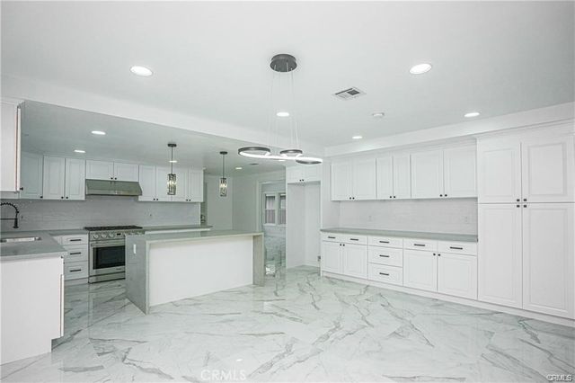 3518 N Mills Avenue, Claremont, CA 91711