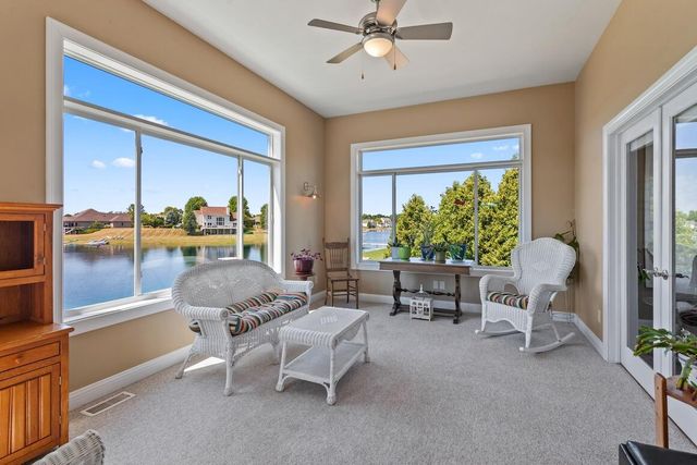 387 Still Water COURT, Dousman, WI 53118