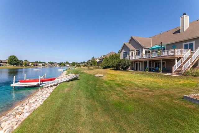 387 Still Water COURT, Dousman, WI 53118