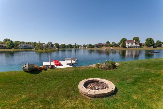 387 Still Water COURT, Dousman, WI 53118