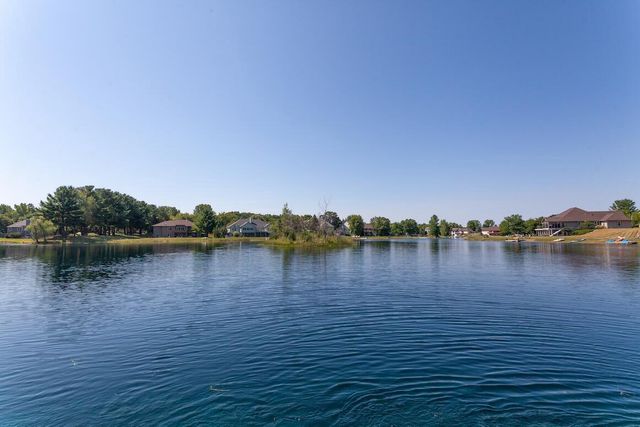 387 Still Water COURT, Dousman, WI 53118
