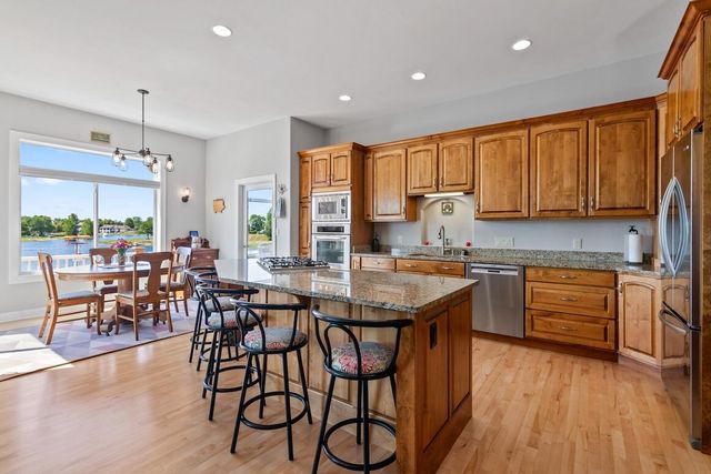 387 Still Water COURT, Dousman, WI 53118