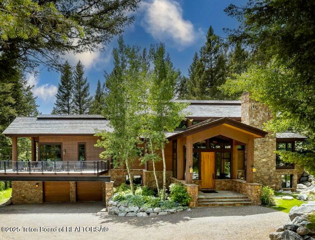 3780 W MCCOLLISTER Drive, Teton Village, WY 83014