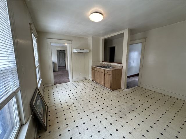 52 Dr Samuel Mccree Way, Rochester, NY 14608