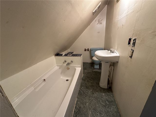 52 Dr Samuel Mccree Way, Rochester, NY 14608