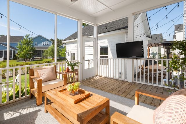 1808 Agate Bay Drive, Mount Pleasant, SC 29466