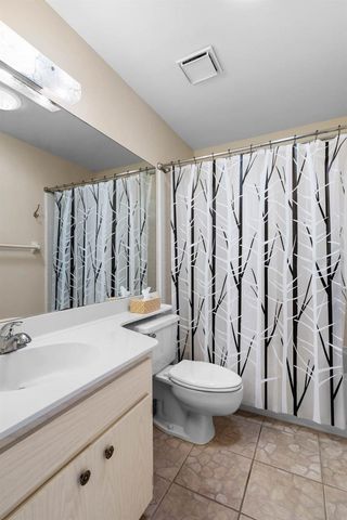 2024 HEREFORD DRIVE 49, Sun City Center, FL 33573