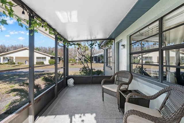 2024 HEREFORD DRIVE 49, Sun City Center, FL 33573