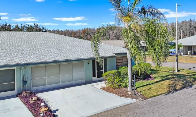 2024 HEREFORD DRIVE 49, Sun City Center, FL 33573