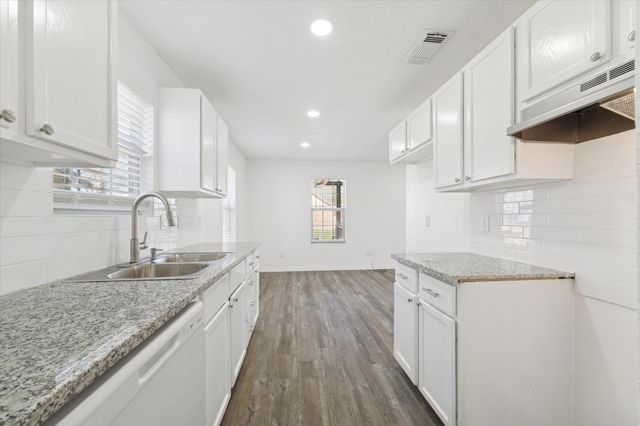 815 Fields Street, Richmond, TX 77469