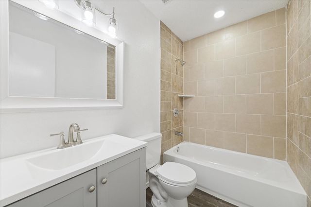 815 Fields Street, Richmond, TX 77469