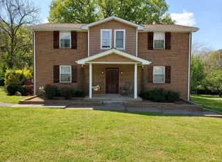 5121 Amalie Dr Apt B, Nashville, TN 37211