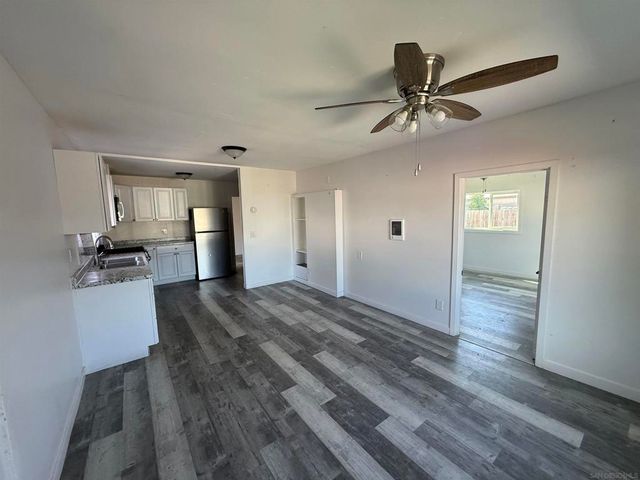 1729 33 Dahlia, San Diego, CA 92154