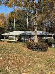 1777 Rosalind NE Drive, Atlanta, GA 30329