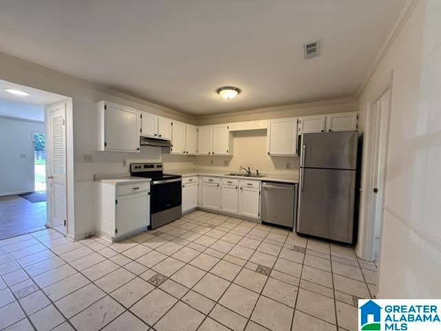 723 CAHABA MANOR COURT, Pelham, AL 35124