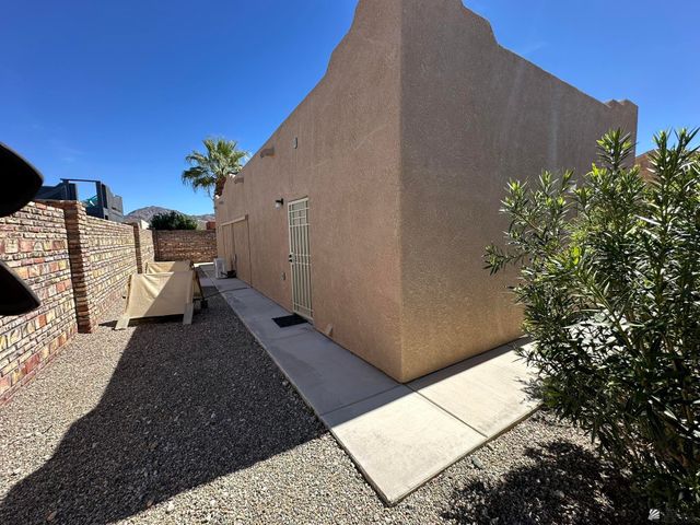 14442 E 53 Dr, Yuma, AZ 85367