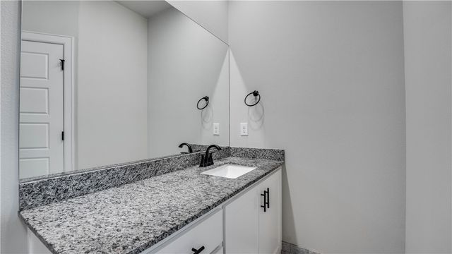 1230 Mt Hood Drive, Centerton, AR 72719
