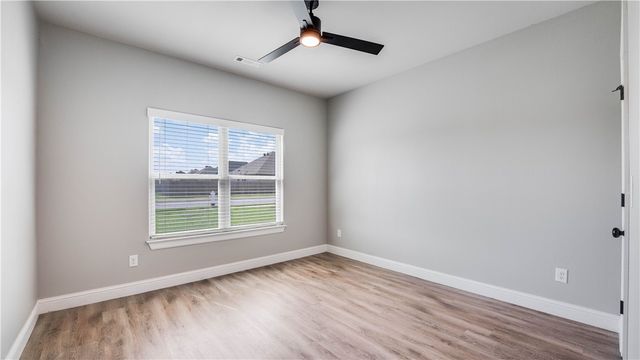 1230 Mt Hood Drive, Centerton, AR 72719