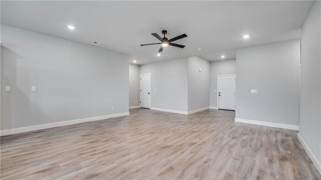 1230 Mt Hood Drive, Centerton, AR 72719