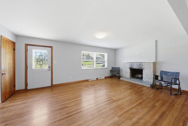 23 Edward Avenue, Florence, KY 41042