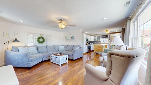 405 Filmore Street, Newburgh, IN 47630
