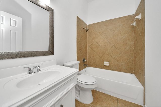 20222 W Lakebridge Ln, Richmond, TX 77407