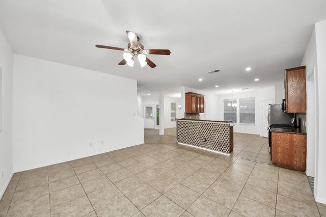 20222 W Lakebridge Ln, Richmond, TX 77407