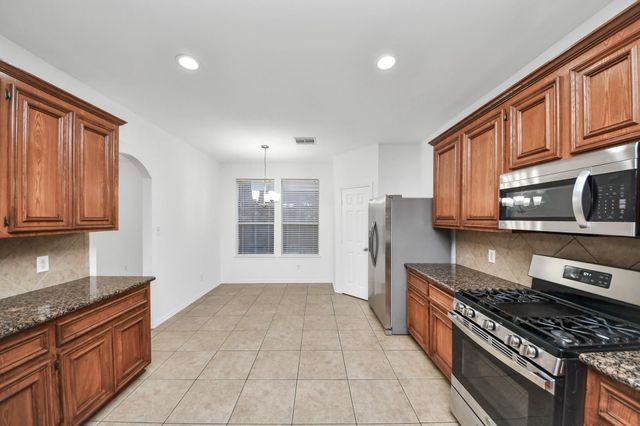 20222 W Lakebridge Ln, Richmond, TX 77407