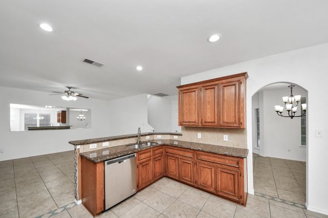 20222 W Lakebridge Ln, Richmond, TX 77407
