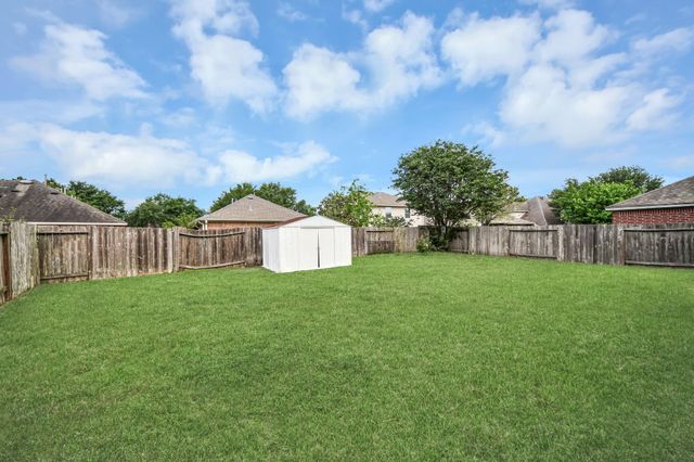 20222 W Lakebridge Ln, Richmond, TX 77407