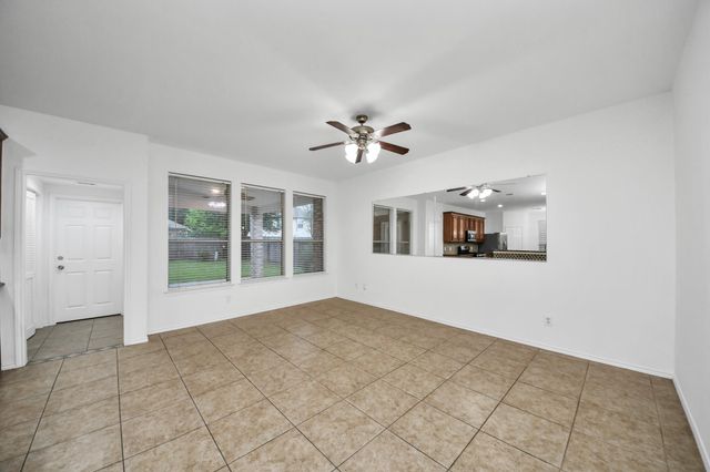 20222 W Lakebridge Ln, Richmond, TX 77407