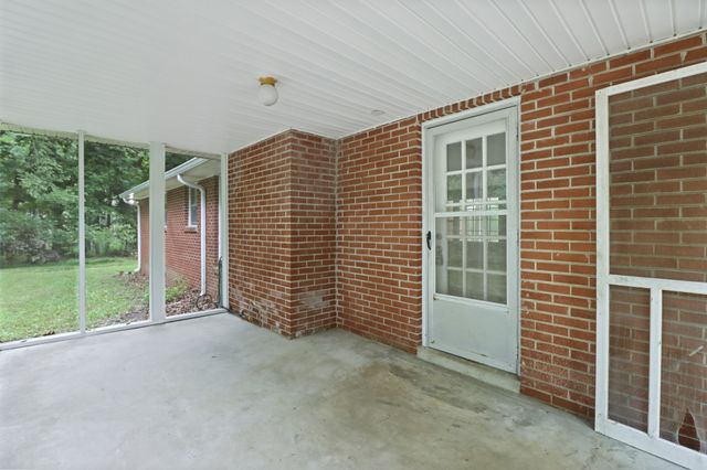 7956 Bethlehem Rd, Springfield, TN 37172