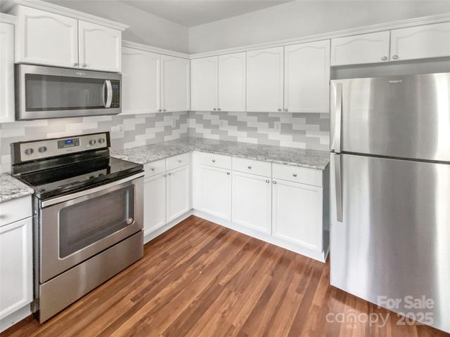 5542 Santeelah Court, Charlotte, NC 28217