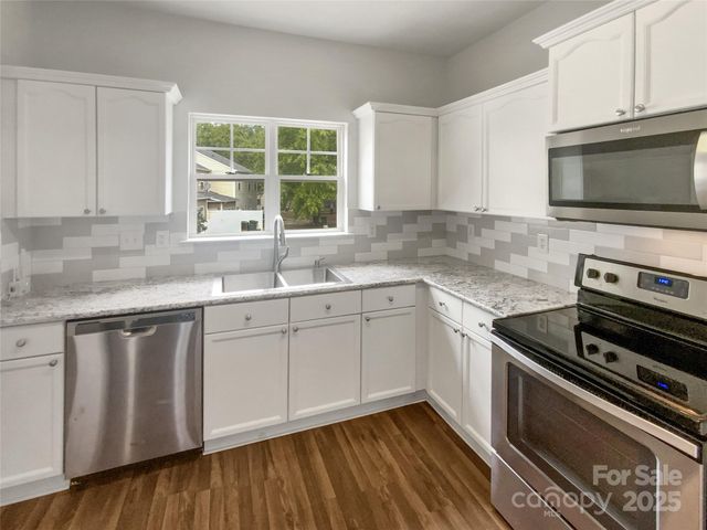 5542 Santeelah Court, Charlotte, NC 28217