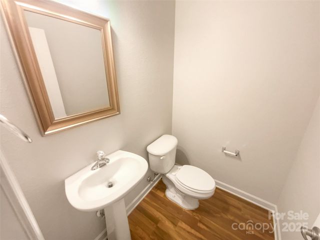 5542 Santeelah Court, Charlotte, NC 28217