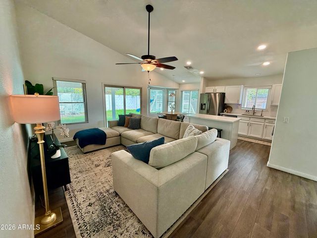 434 S TANINA Street, Gilbert, AZ 85296