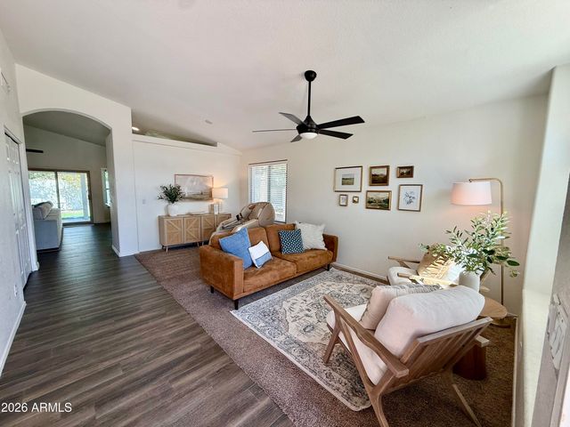 434 S TANINA Street, Gilbert, AZ 85296