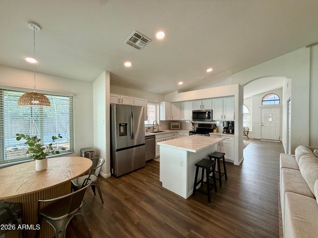 434 S TANINA Street, Gilbert, AZ 85296