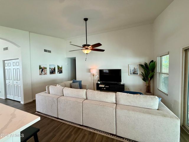 434 S TANINA Street, Gilbert, AZ 85296
