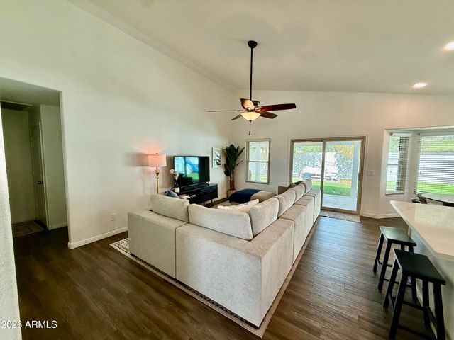 434 S TANINA Street, Gilbert, AZ 85296